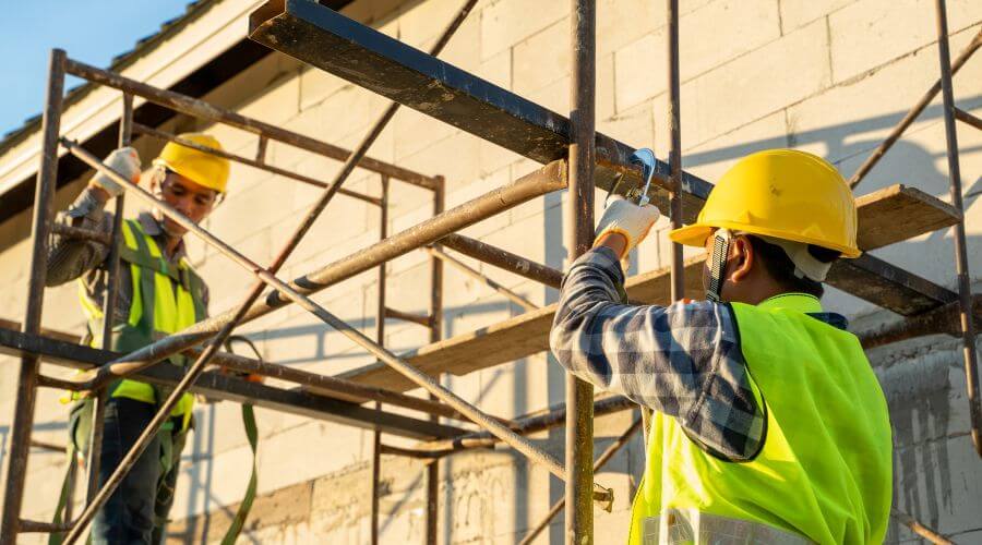 Professional gutter cleaning in Ashburn, GA